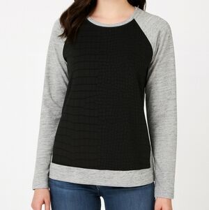 Generation Love Gray Long Sleeve With Black Snake Print Accent Sweater Size XS